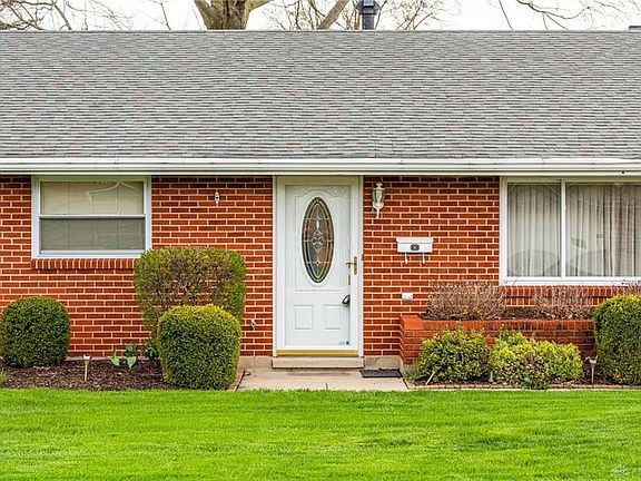 4th image of 421 Grantham Dr