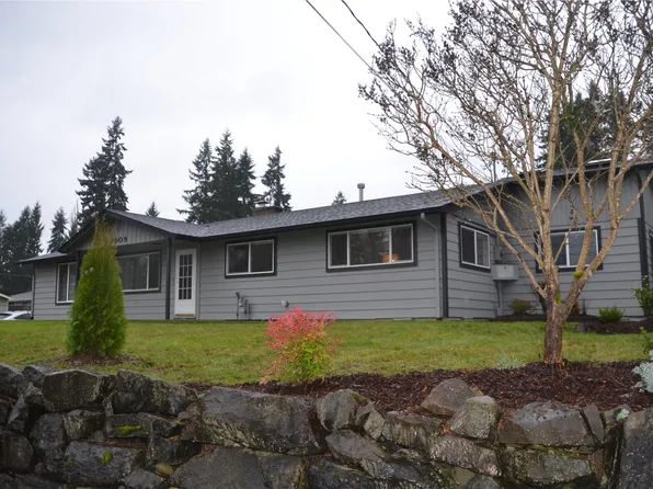 7909 126th St E, Puyallup, WA 98373