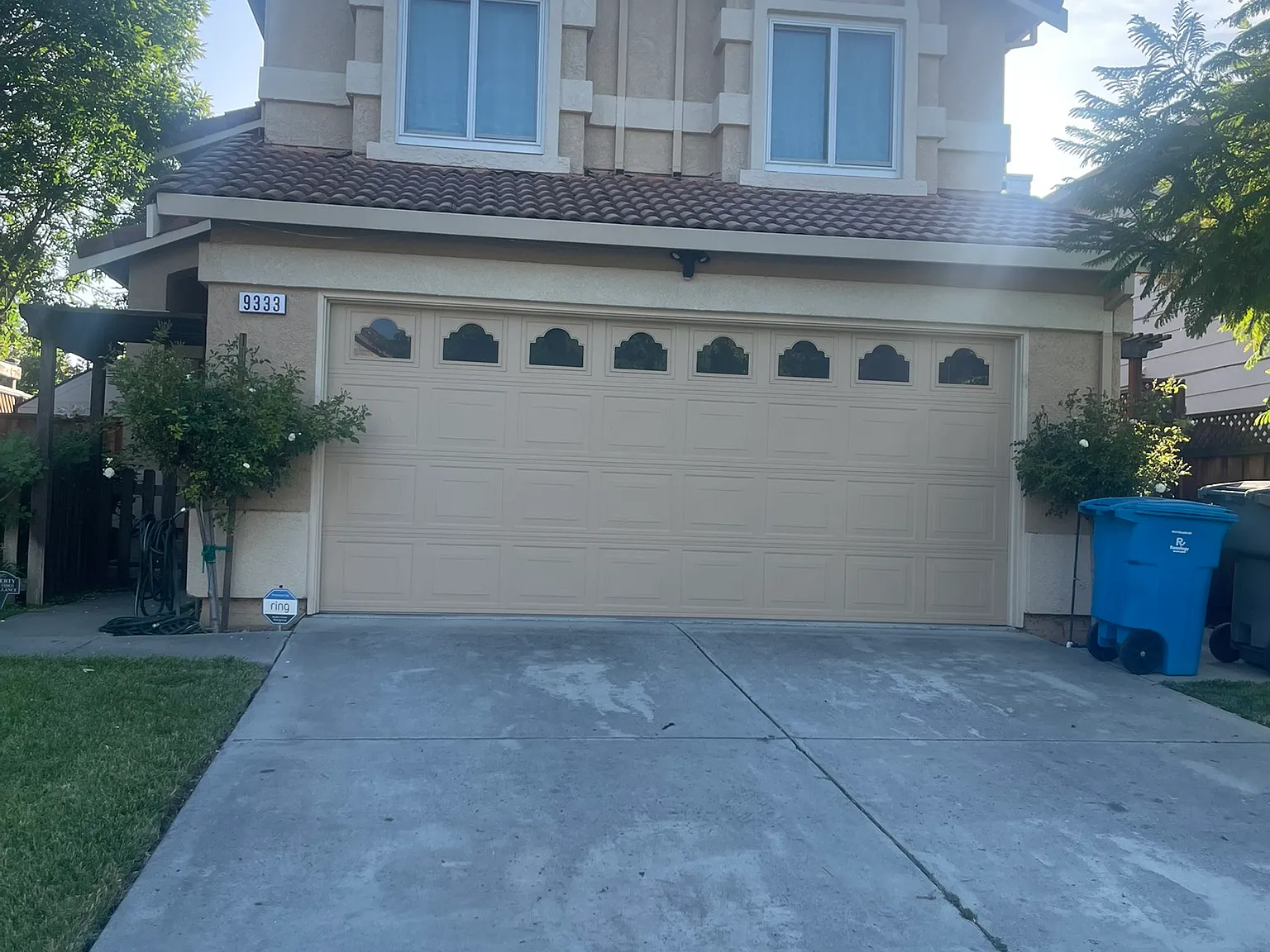 4 bed, 2.5 bath, 1794 sqft, $4,450 — Photo 1