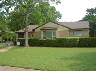 6246 Power Dr, Dallas, TX 75227