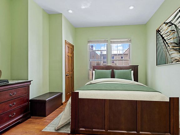 3rd image of 2534 22nd St