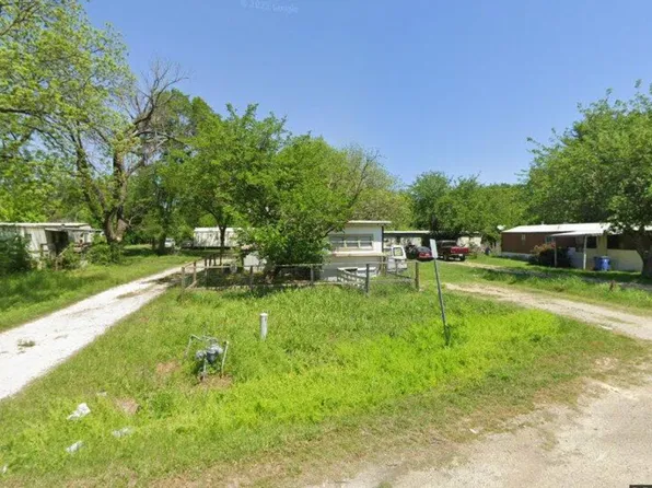 2113 Rustling Elm Ct, Burleson, TX 76028