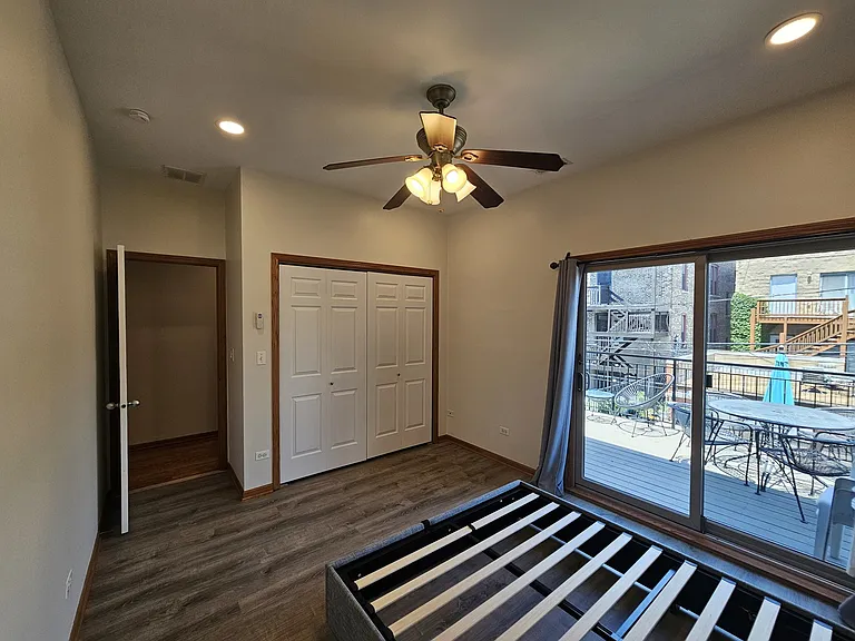 1326 W Grenshaw St #2-D — Photo 9