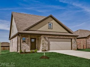 3402 SW Gibson Ave, Bentonville, AR 72712