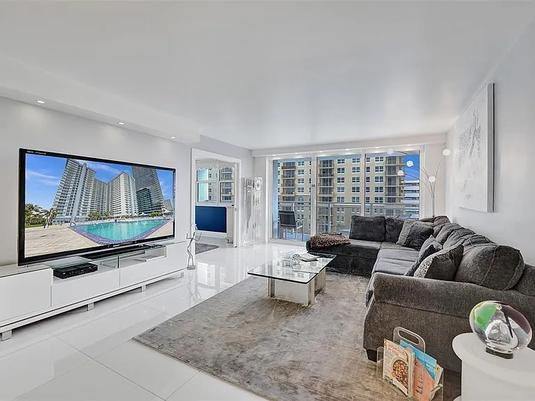 2030 S Ocean Dr #510 — Photo 17