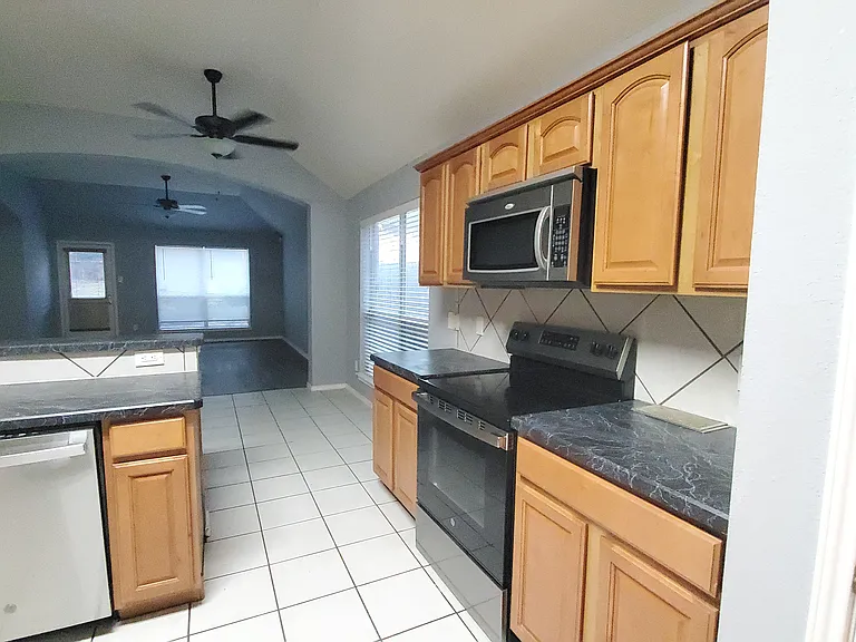 2636 Cumberland Trl — Photo 13