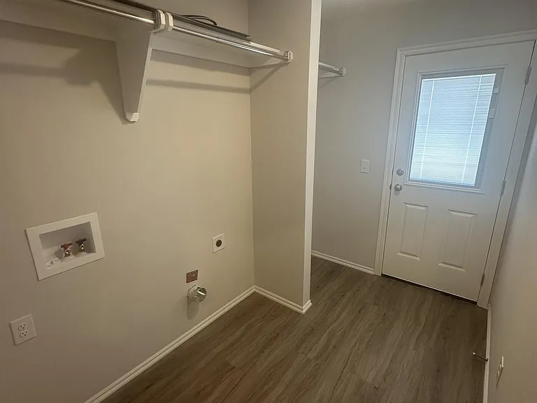 1009 Ichabod Cir — Photo 17