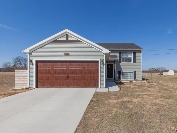 3202 Sutton Rd, Adrian, MI 49221