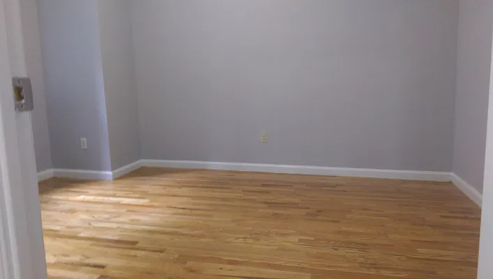 Rented by Lang Realty LLC | media 10