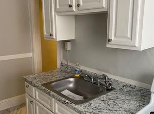 352 Laurel St APT 101, Hartford, CT 06105