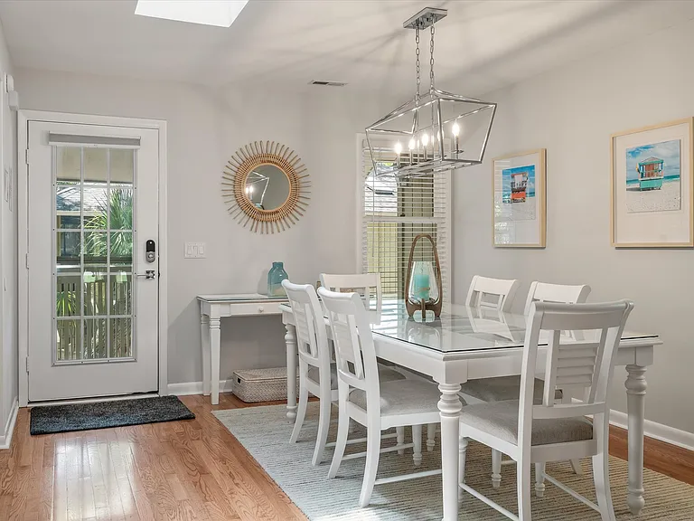 1136 Summerwind Ln — Photo 29