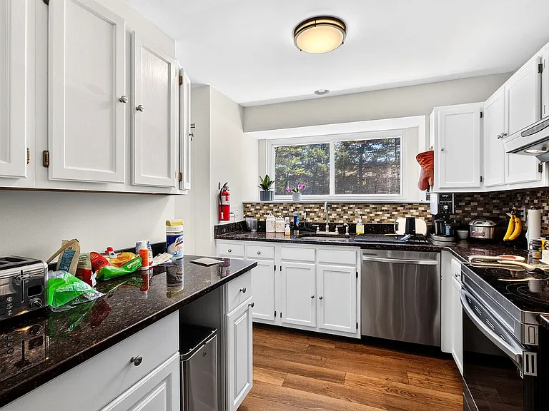 22 Bradovra Ct — Photo 12
