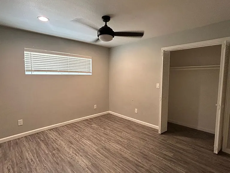 4912 Gaston Ave — Photo 18