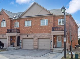 8777 Dufferin St #6, Vaughan, ON L4J 8W3