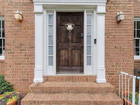 3rd image of 193 Preston Pl NW
