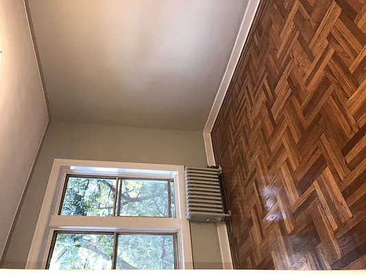 Rented by Realty 2000 Associates Ltd | media 17