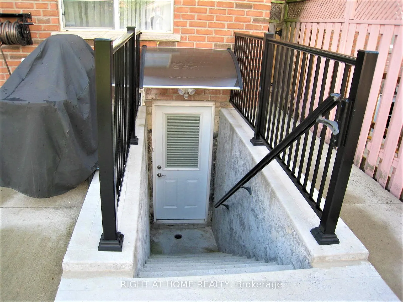 2 bed, $1,930 — Photo 3