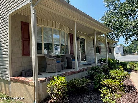 3rd image of 600 12th Avenue