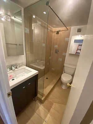 Rented by Bond New York | media 4