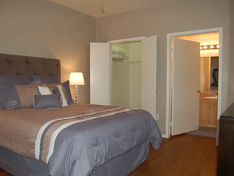 Copper Creek Apartments — Photo 45