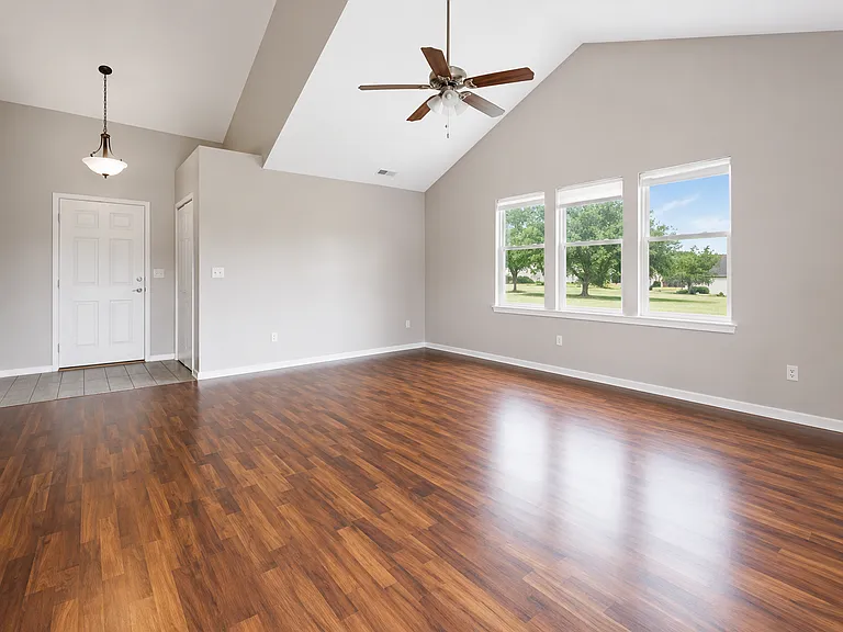 2014 Rolling Meadows Ln — Photo 5