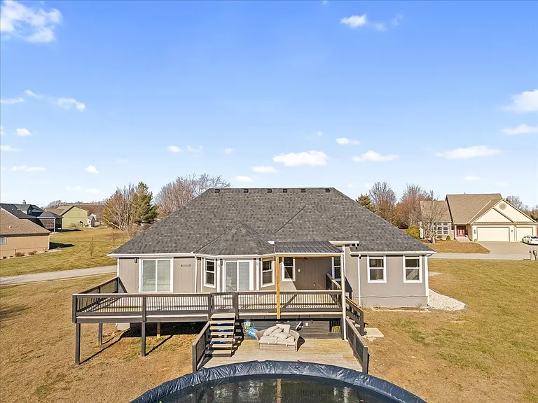 604 Canyon Dr — Photo 33