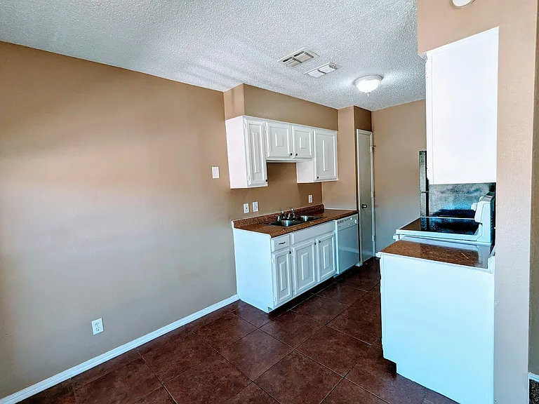 Kitchen1