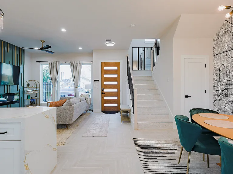 3626 Glenrose St #B — Photo 6
