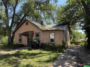 1709 N 43rd St, Omaha, NE 68111