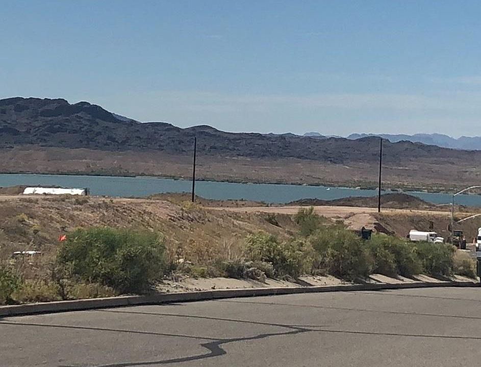 2nd image of 2471 Fremont Dr Lot 19