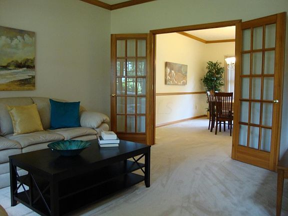 4th image of 7666 Johntimm Ct