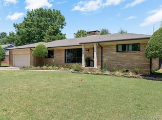 1402 N Louisville Ave, Claremore, OK 74017