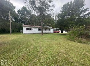 407 Country Lake Rd, Underwood, IN 47177