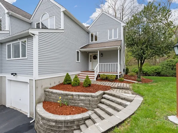 10 David Dr, Natick, MA 01760