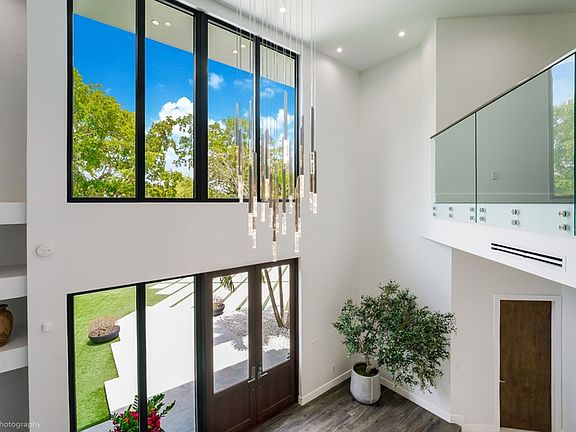 5th image of 56 Samana Dr #1