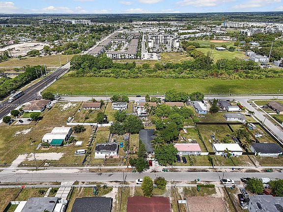 2nd image of 26650 SW 138th Ct