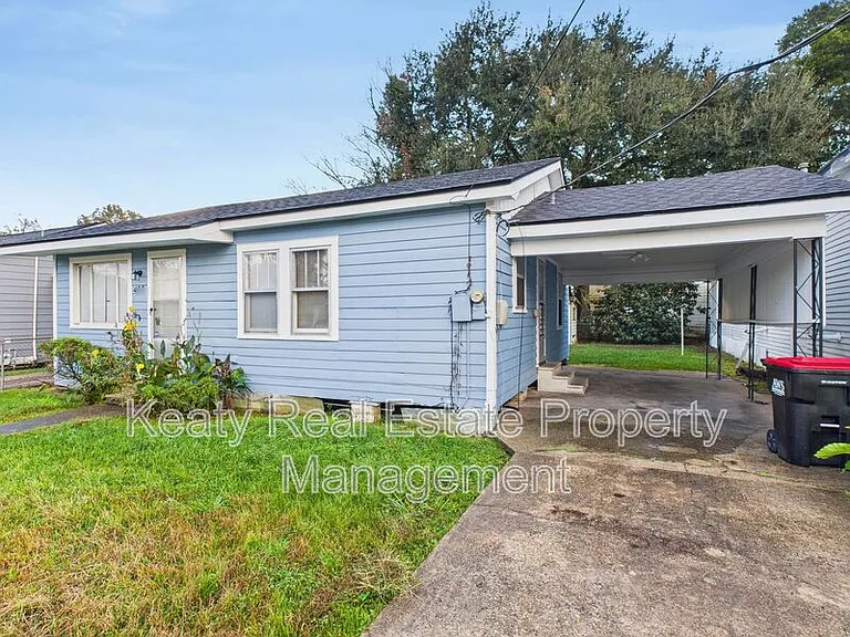413 Dorothy St — Photo 17