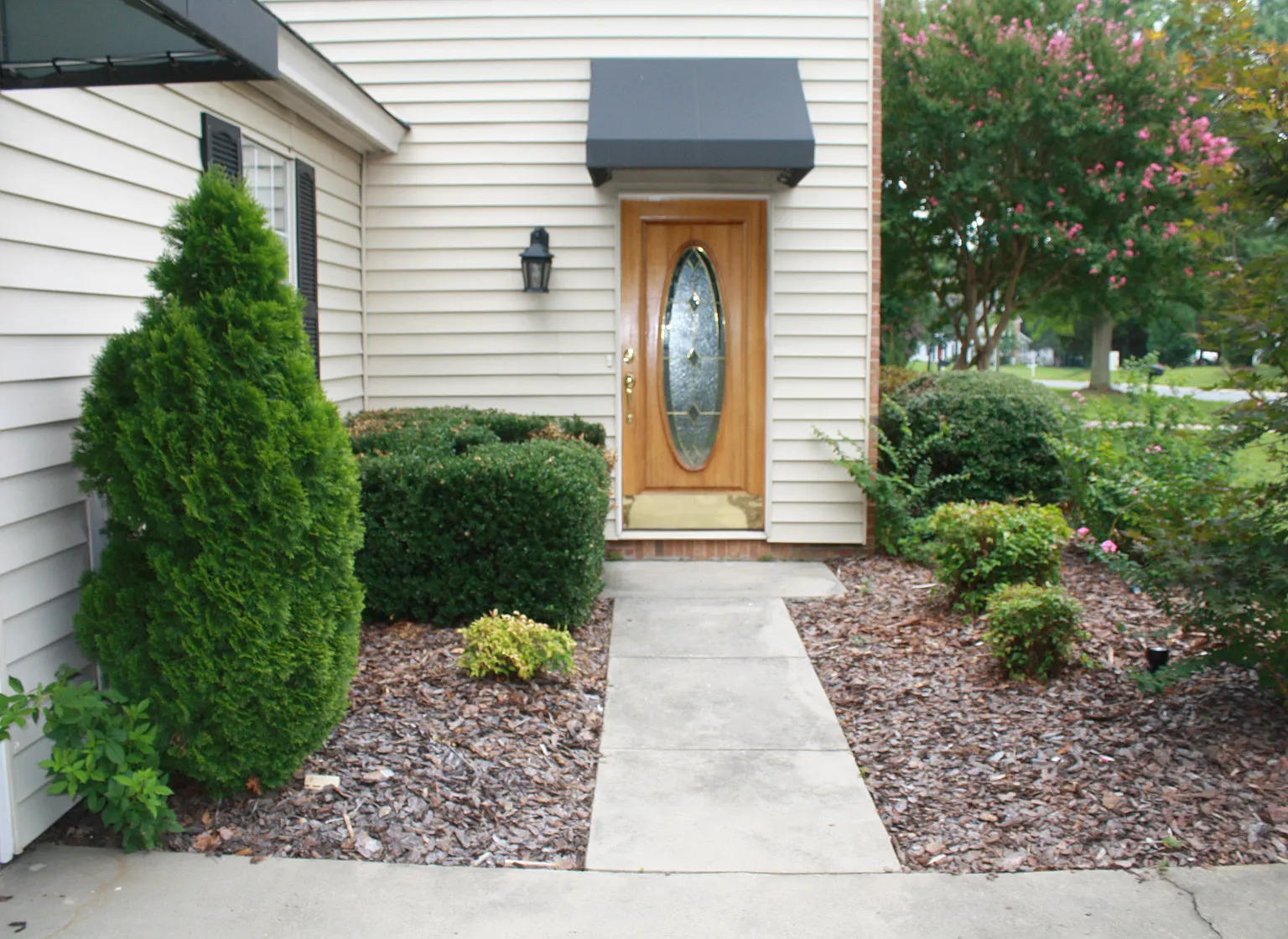 3 bed, 1700 sqft, $2,495 — Photo 2