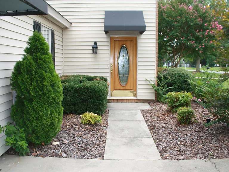 6123 Carmel Rd — Photo 2