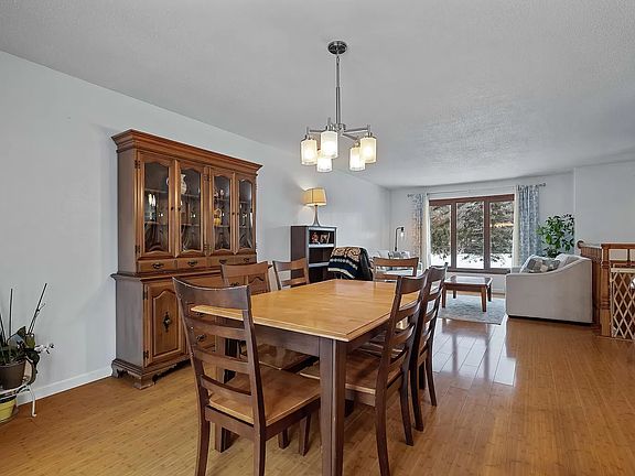 4th image of 404 4th Ave NW