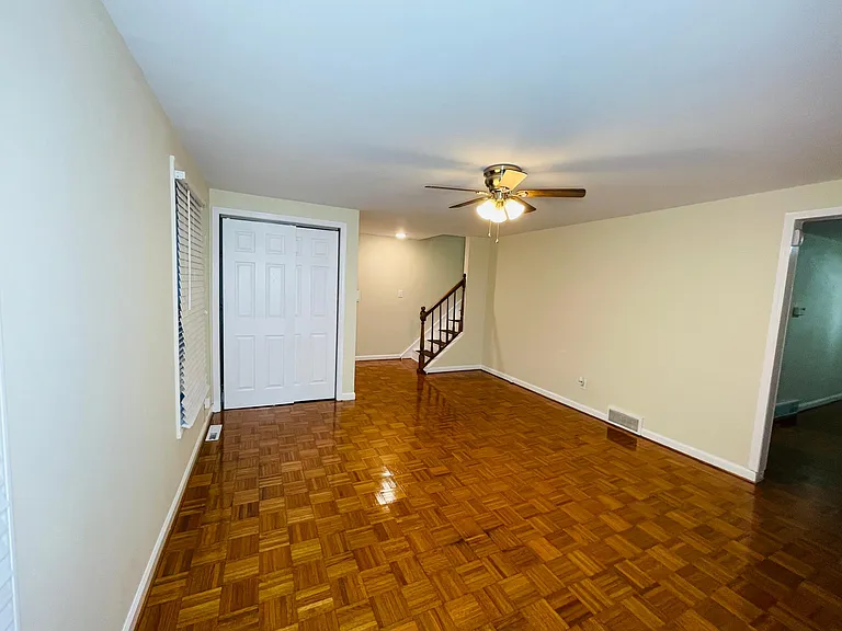 157 Fairgreen Dr #RIGHT — Photo 3