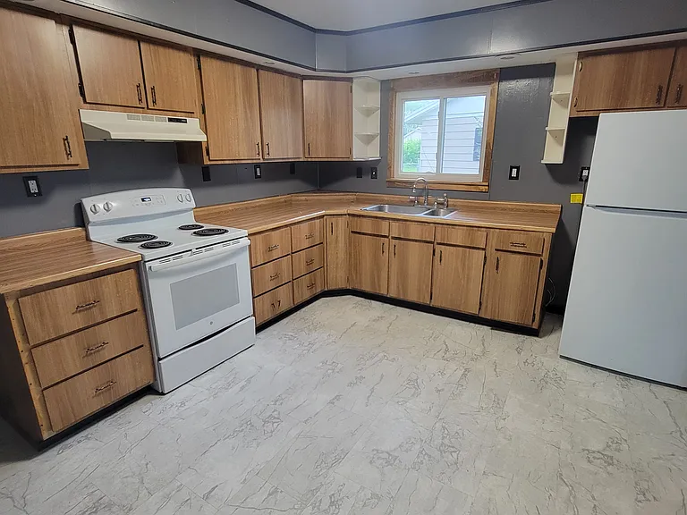 1173 Frost Cir — Photo 6