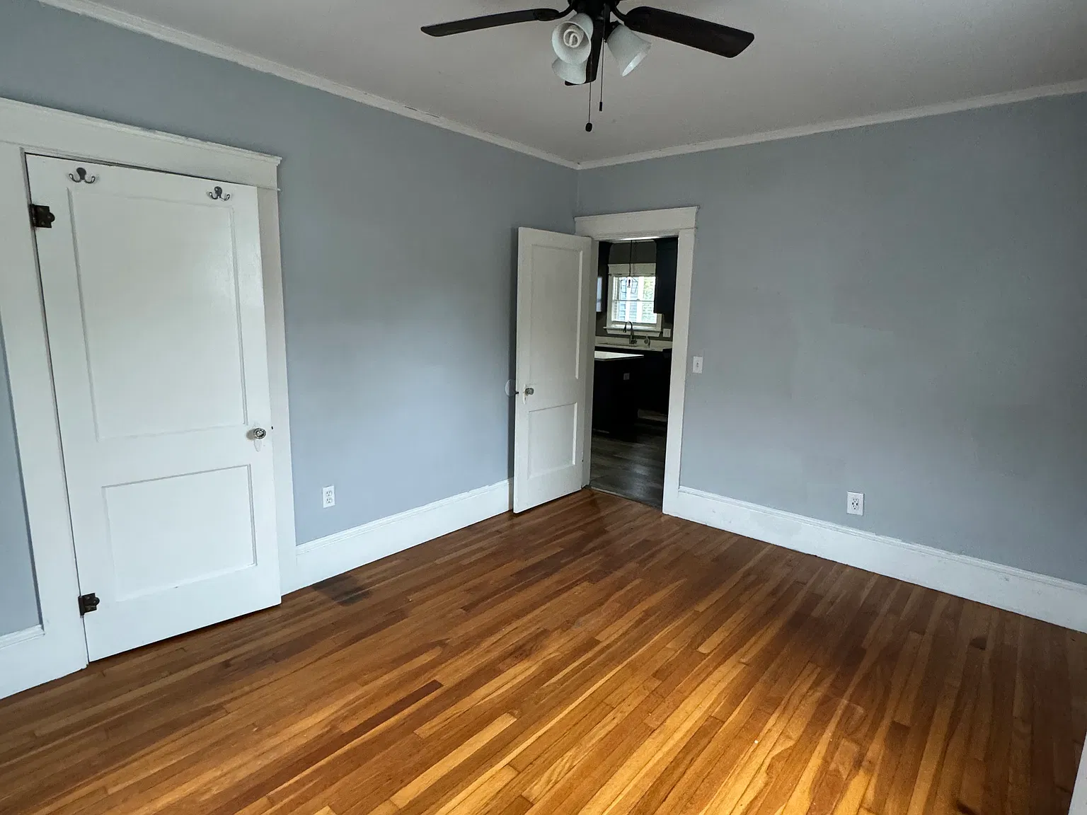 90 Pond St — Photo 3