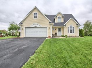 4256 Crystal Cove Ct, Linden, MI 48451