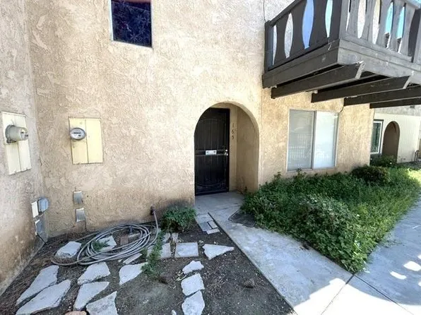 165 Tiger Ln, San Jacinto, CA 92583