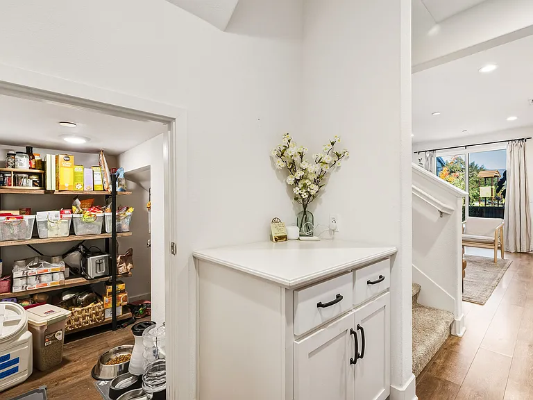 1304 Bloom Ln — Photo 14
