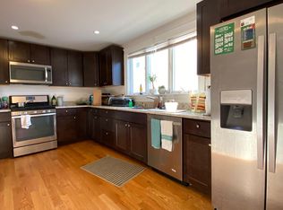 28-30 Clay St #U1, Cambridge, MA 02140