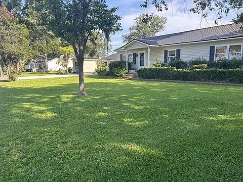 1221 Longpoint Rd — Photo 4