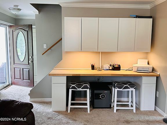 4th image of 303 Heron Court