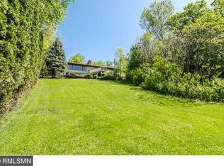 2625 Kelly Ave, Excelsior, MN 55331